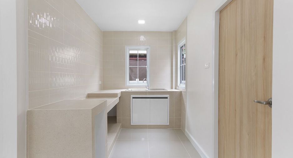 For sale 3 ベッドルーム house in Pak Kret, Nonthaburi