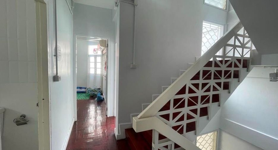 出租 4 卧室 独立屋 在 Watthana, 曼谷