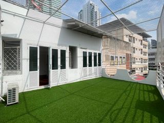 出租 4 卧室 独立屋 在 Watthana, 曼谷
