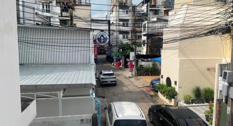 出租 4 卧室 独立屋 在 Watthana, 曼谷