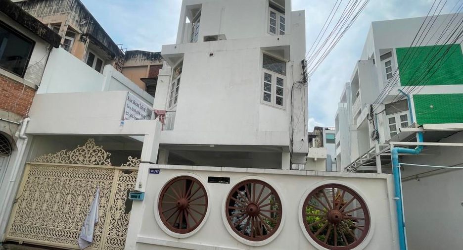 出租 4 卧室 独立屋 在 Watthana, 曼谷