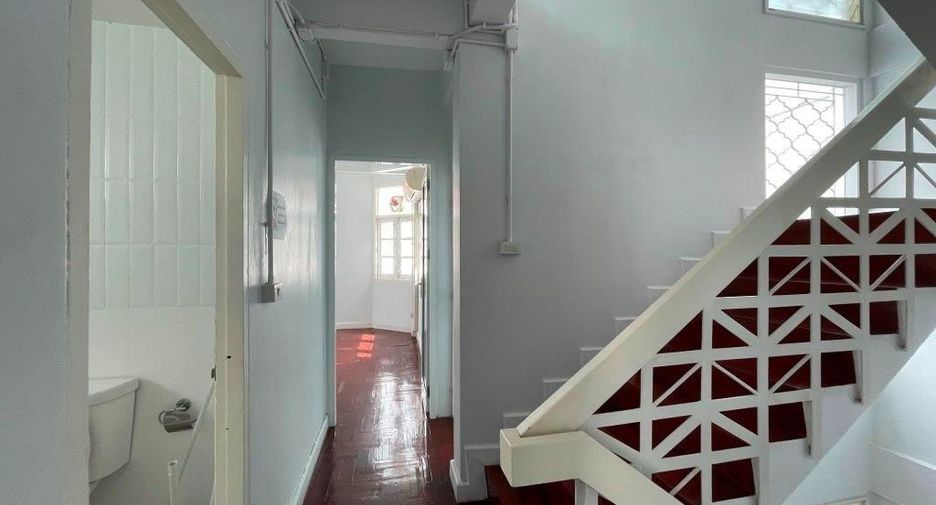出租 4 卧室 独立屋 在 Watthana, 曼谷