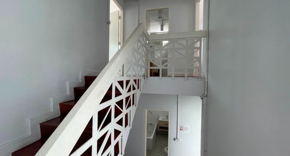 出租 4 卧室 独立屋 在 Watthana, 曼谷