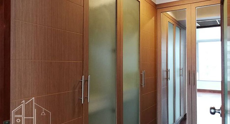 ให้เช่า 4 ห้องนอน อพาร์ทเม้นท์ ใน คลองเตย, กรุงเทพฯ