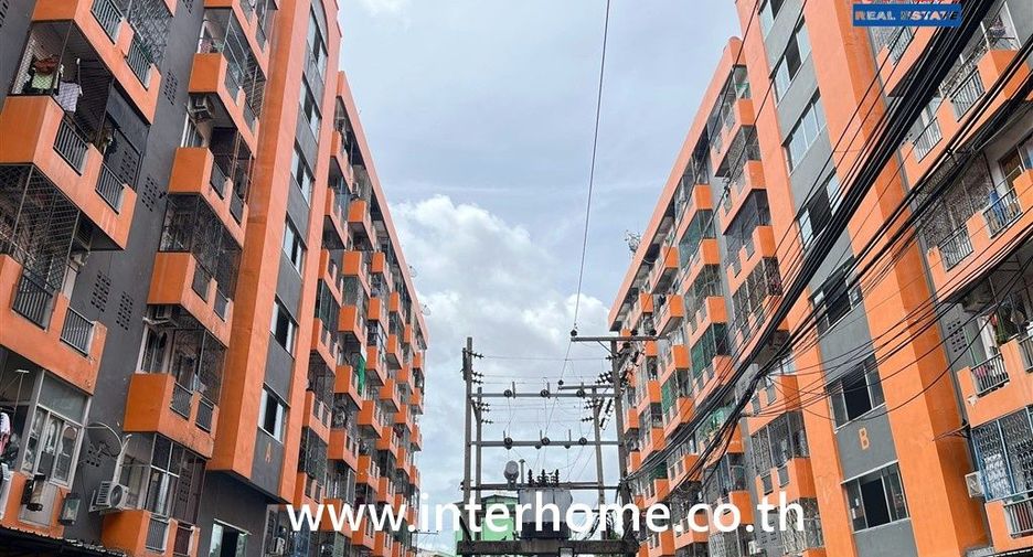 For sale 1 bed condo in Wang Thonglang, Bangkok