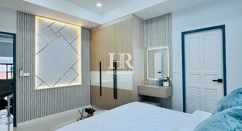 Haus zum Kauf mit 3 Zimmer in Bang Lamung, Chonburi