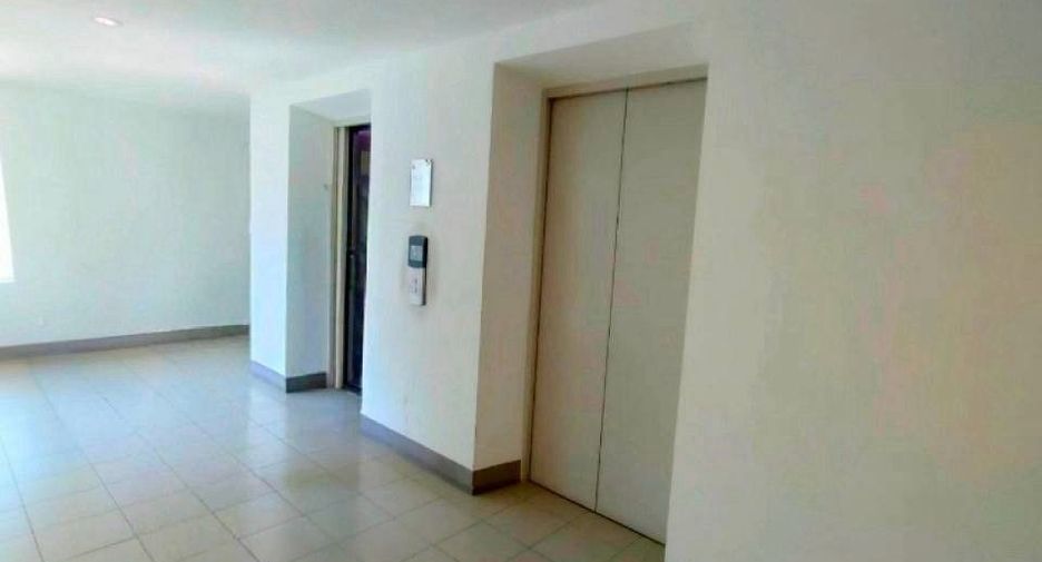 For sale 1 bed condo in Chom Thong, Bangkok