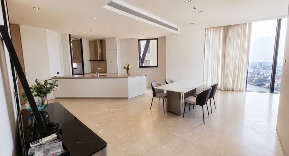 Condo en alquiler de 2 habitaciones en Khlong San, Bangkok