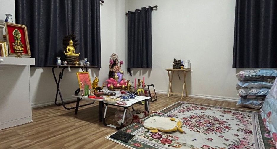 Casa en venta de 2 habitaciones en Ban Bueng, Chonburi