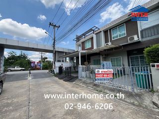 For sale 3 bedrooms townhouse in Mueang Pathum Thani, Pathum Thani