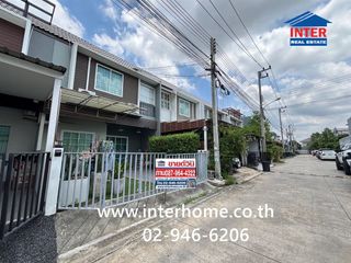 For sale 3 bedrooms townhouse in Mueang Pathum Thani, Pathum Thani