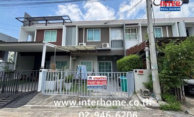 For sale 3 bedrooms townhouse in Mueang Pathum Thani, Pathum Thani