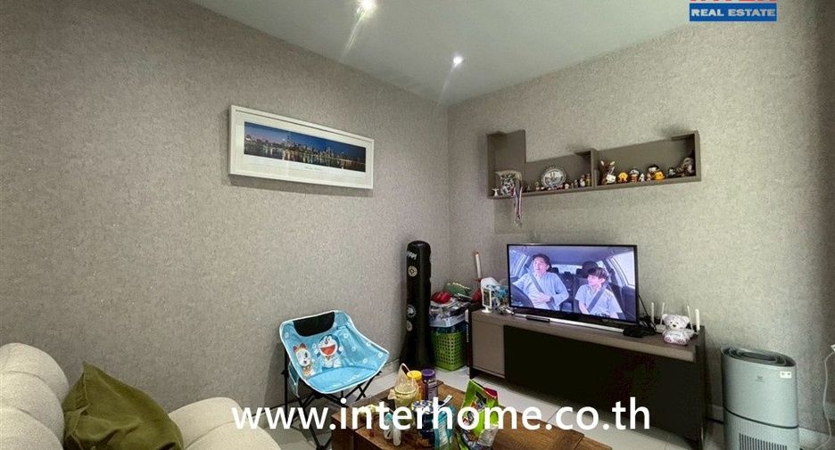 For sale 3 bedrooms townhouse in Mueang Pathum Thani, Pathum Thani