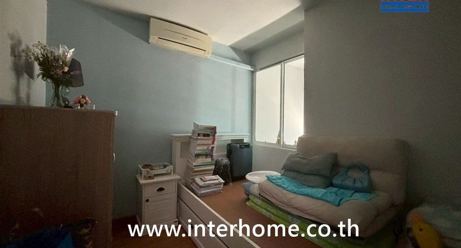For sale 3 bedrooms townhouse in Mueang Pathum Thani, Pathum Thani