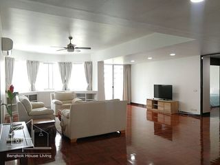 For rent 3 ベッドルーム condo in Khlong Toei, Bangkok