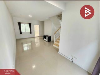 Casa adosada en venta de 3 habitaciones en Bang Bo, Samut Prakan