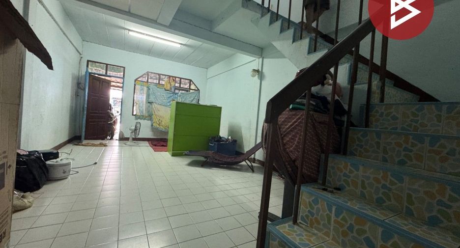 Casa adosada en venta de 2 habitaciones en Bang Pakong, Chachoengsao