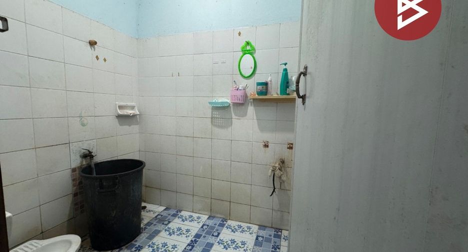 Casa adosada en venta de 2 habitaciones en Bang Pakong, Chachoengsao