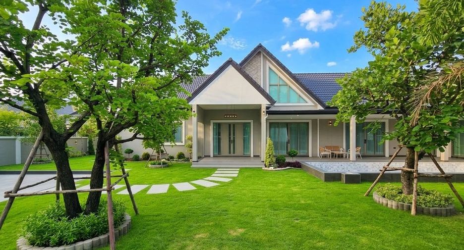 Продажа 4 спальни вилла в Банг Ламунг, Чонбури