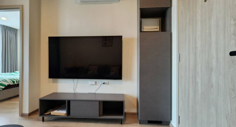 Wohnung zur Miete mit 1 Zimmer in Huai Khwang, Bangkok