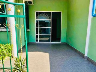 Casa en alquiler de 2 habitaciones en Bang Lamung, Chonburi
