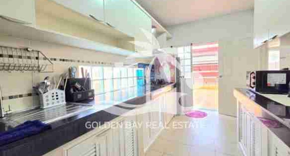 For rent 3 bedrooms house in Bang Lamung, Chonburi