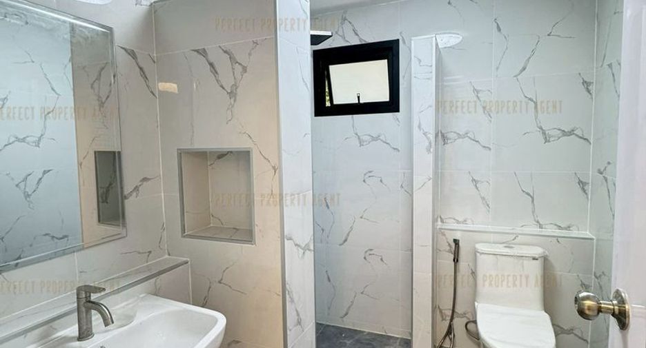 For sale 3 ベッドルーム house in Bang Phli, Samut Prakan
