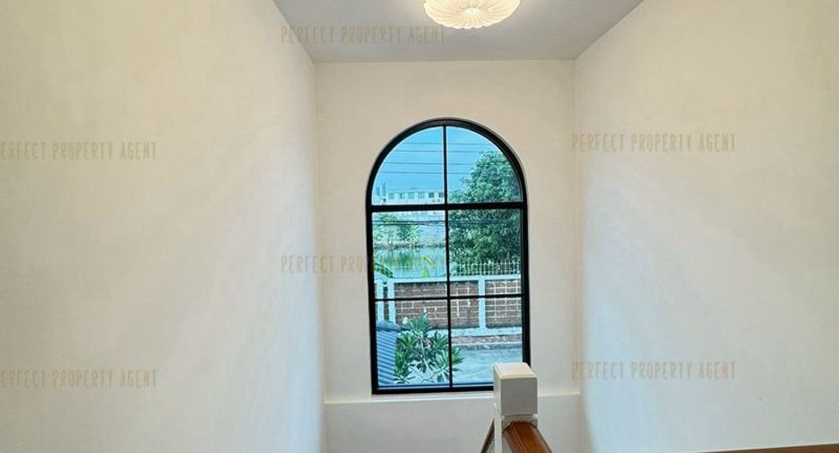 For sale 3 ベッドルーム house in Bang Phli, Samut Prakan