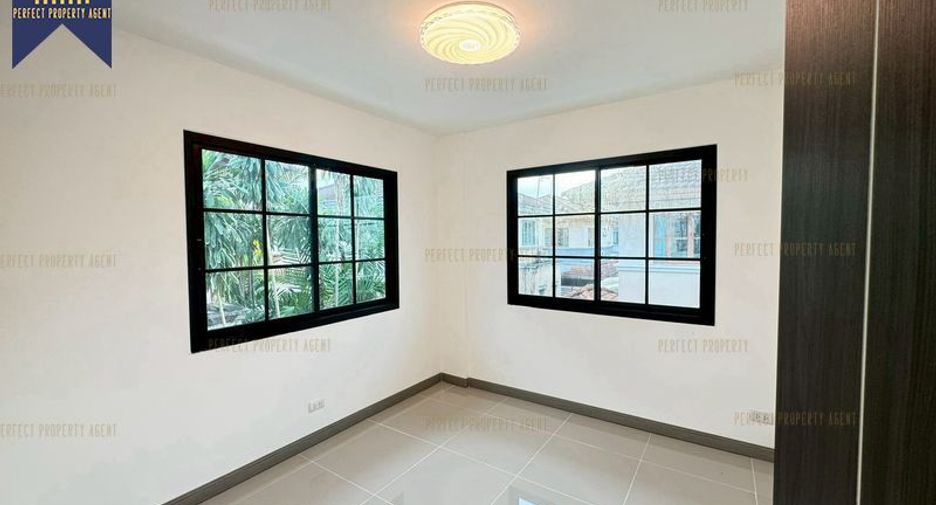 For sale 3 ベッドルーム house in Bang Phli, Samut Prakan