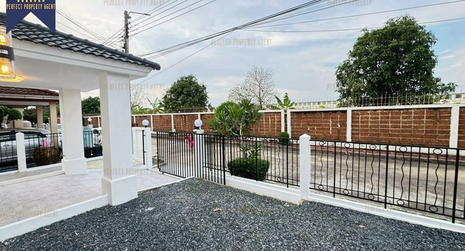 For sale 3 ベッドルーム house in Bang Phli, Samut Prakan