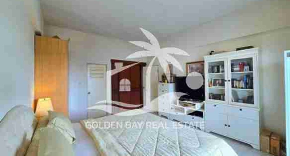 For sale 2 ベッドルーム condo in Bang Lamung, Chonburi