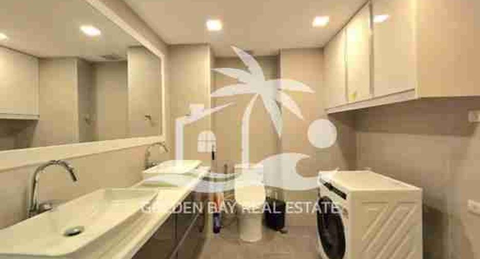 For sale 2 ベッドルーム condo in Bang Lamung, Chonburi