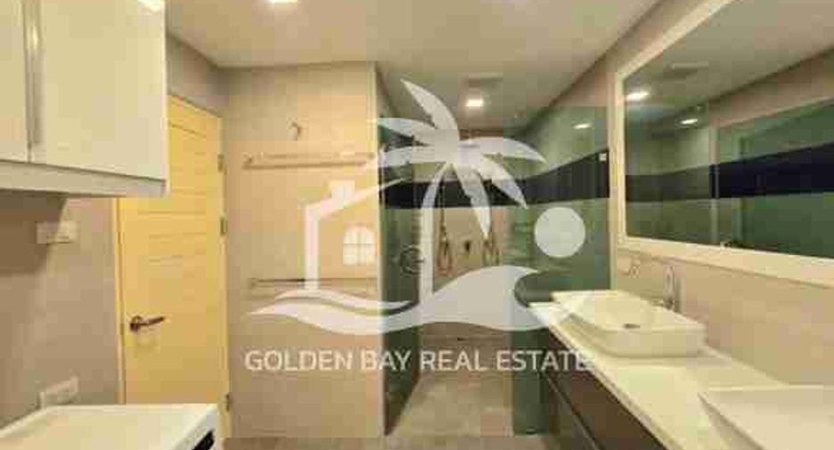 For sale 2 ベッドルーム condo in Bang Lamung, Chonburi