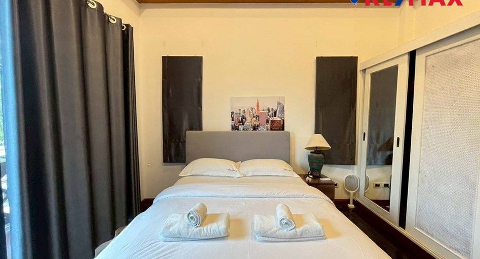 For sale 4 bedrooms house in Bang Lamung, Chonburi