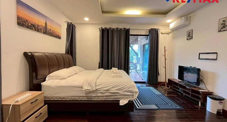 For sale 4 bedrooms house in Bang Lamung, Chonburi