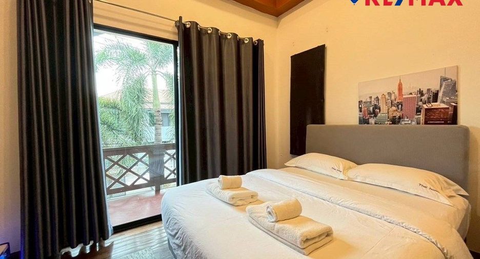 For sale 4 bedrooms house in Bang Lamung, Chonburi