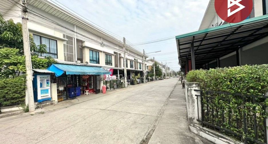 For sale 3 bedrooms townhouse in Mueang Chachoengsao, Chachoengsao