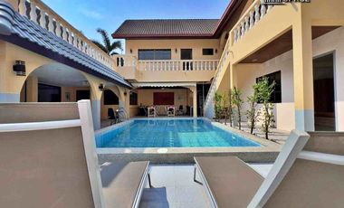 À vendre 12 chambres local commercial à Bang Lamung, Chonburi
