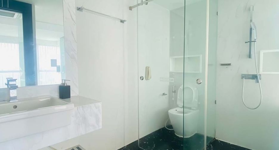 À vendre 2 chambres condo à Bang Lamung, Chonburi
