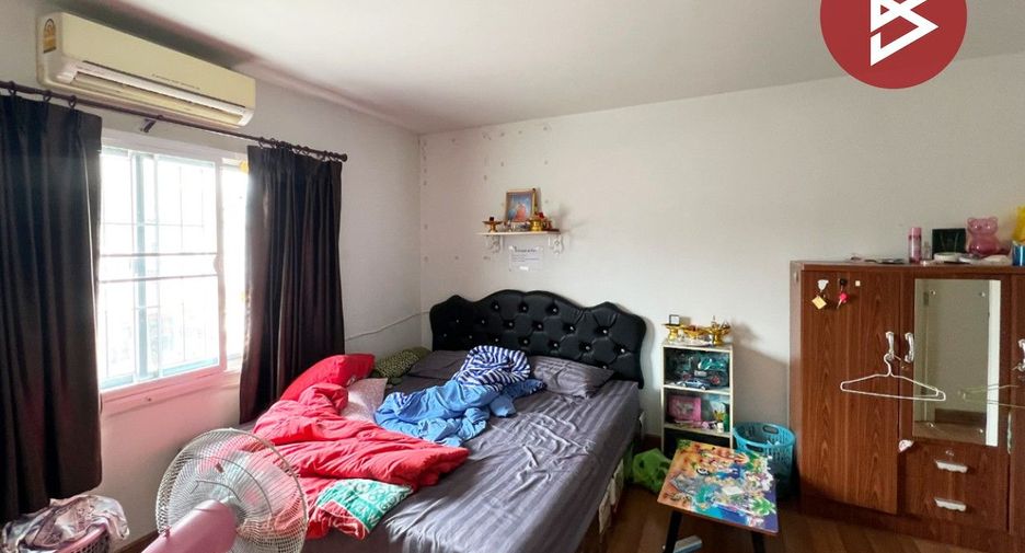 Reihenhaus zum Kauf mit 3 Zimmer in Mueang Chon Buri, Chonburi