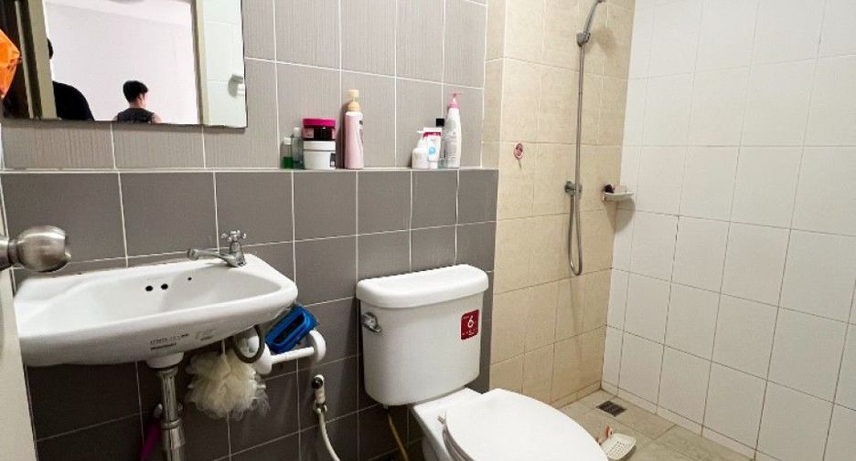 Reihenhaus zum Kauf mit 3 Zimmer in Mueang Chon Buri, Chonburi