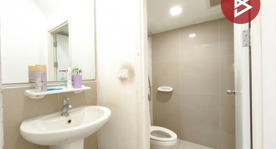 For sale 3 bedrooms townhouse in Bang Phli, Samut Prakan