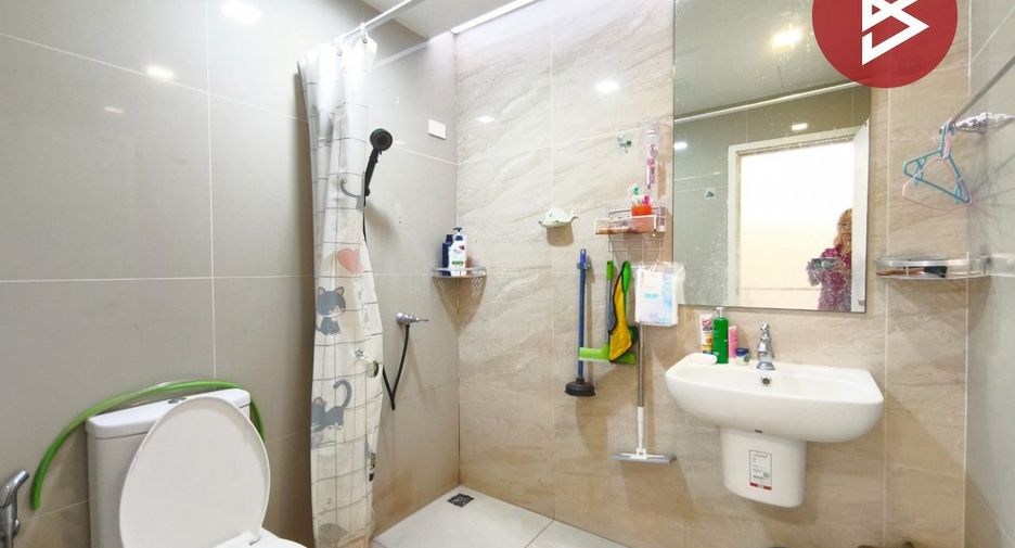 For sale 3 bedrooms townhouse in Bang Phli, Samut Prakan