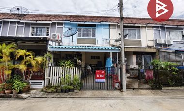 Casa adosada en venta de 3 habitaciones en Sam Phran, Nakhon Pathom
