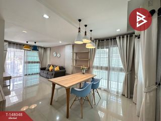 For sale 3 ベッドルーム townhouse in Bang Sao Thong, Samut Prakan