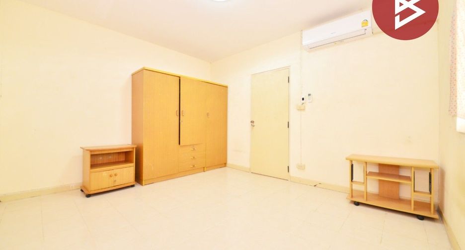 Reihenhaus zum Kauf mit 2 Zimmer in Mueang Samut Prakan, Samut Prakan