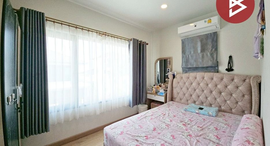 Casa en venta de 3 habitaciones en Phan Thong, Chonburi