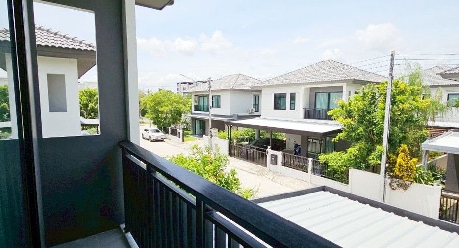 Casa en venta de 3 habitaciones en Phan Thong, Chonburi