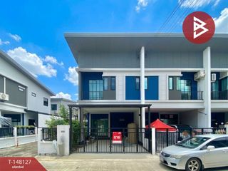 Casa adosada en venta de 3 habitaciones en Sam Phran, Nakhon Pathom