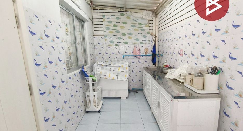 For sale 3 bedrooms townhouse in Phra Samut Chedi, Samut Prakan